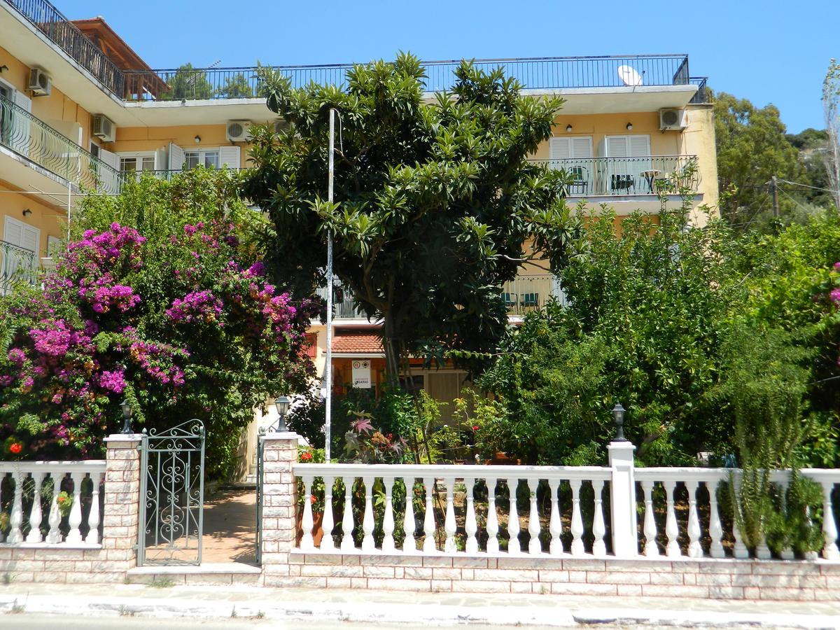 أيّا إفيميا Logara'S Apartments المظهر الخارجي الصورة