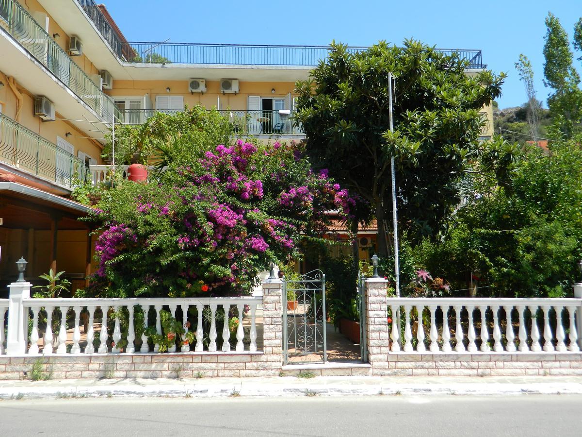 أيّا إفيميا Logara'S Apartments المظهر الخارجي الصورة